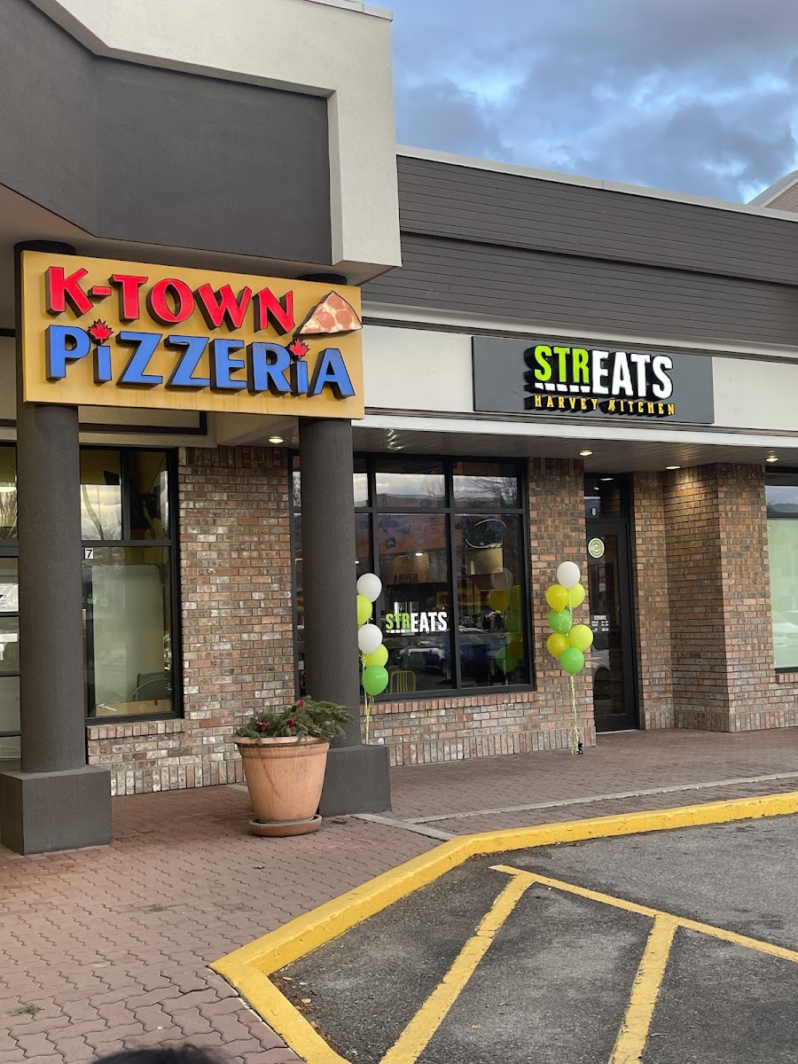 Banner Streats Harvey Kitchen 01